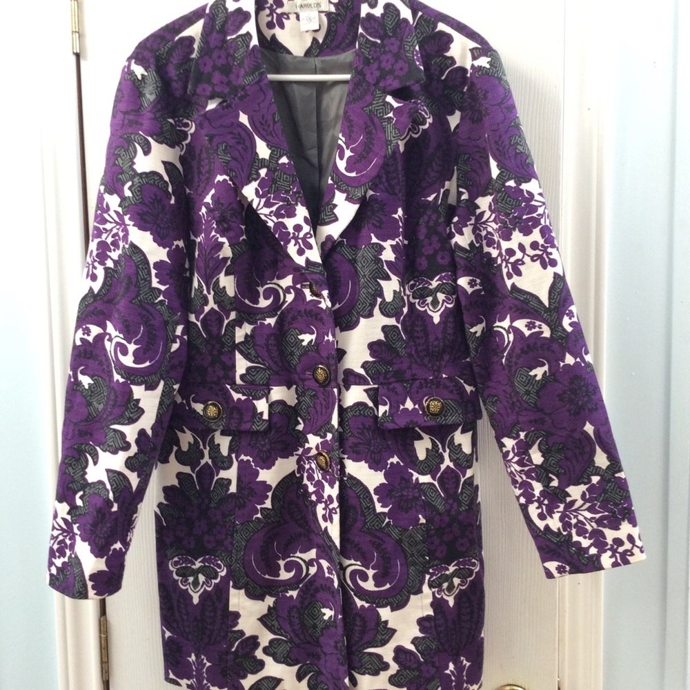 Harold’s Jacket size Large